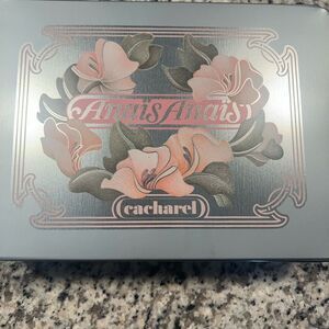 Cacharel Anaïs Anaïs vintage Floral Tin.